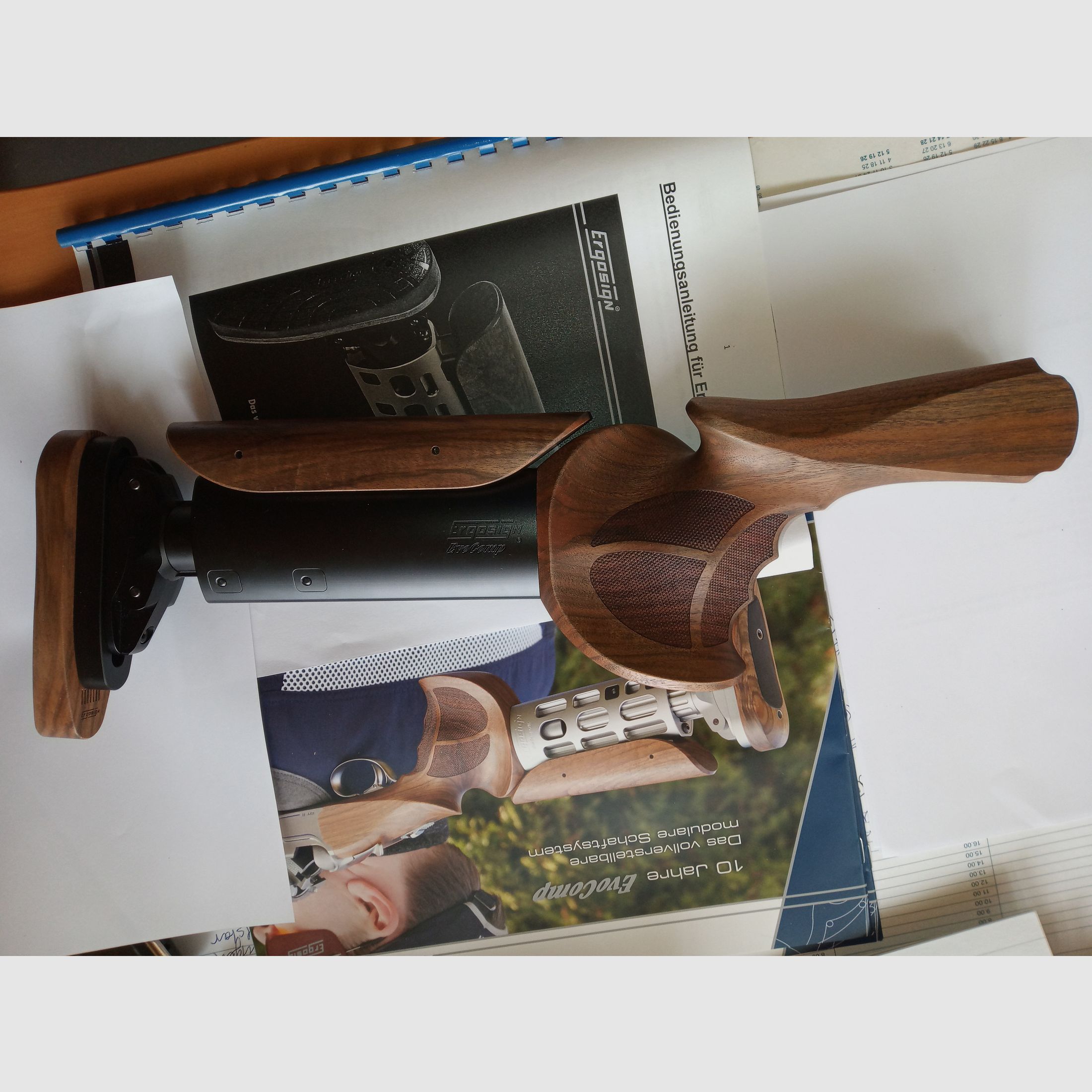 Ergosin, disigned by W. Nill, Flintenschaft für Blaser F3