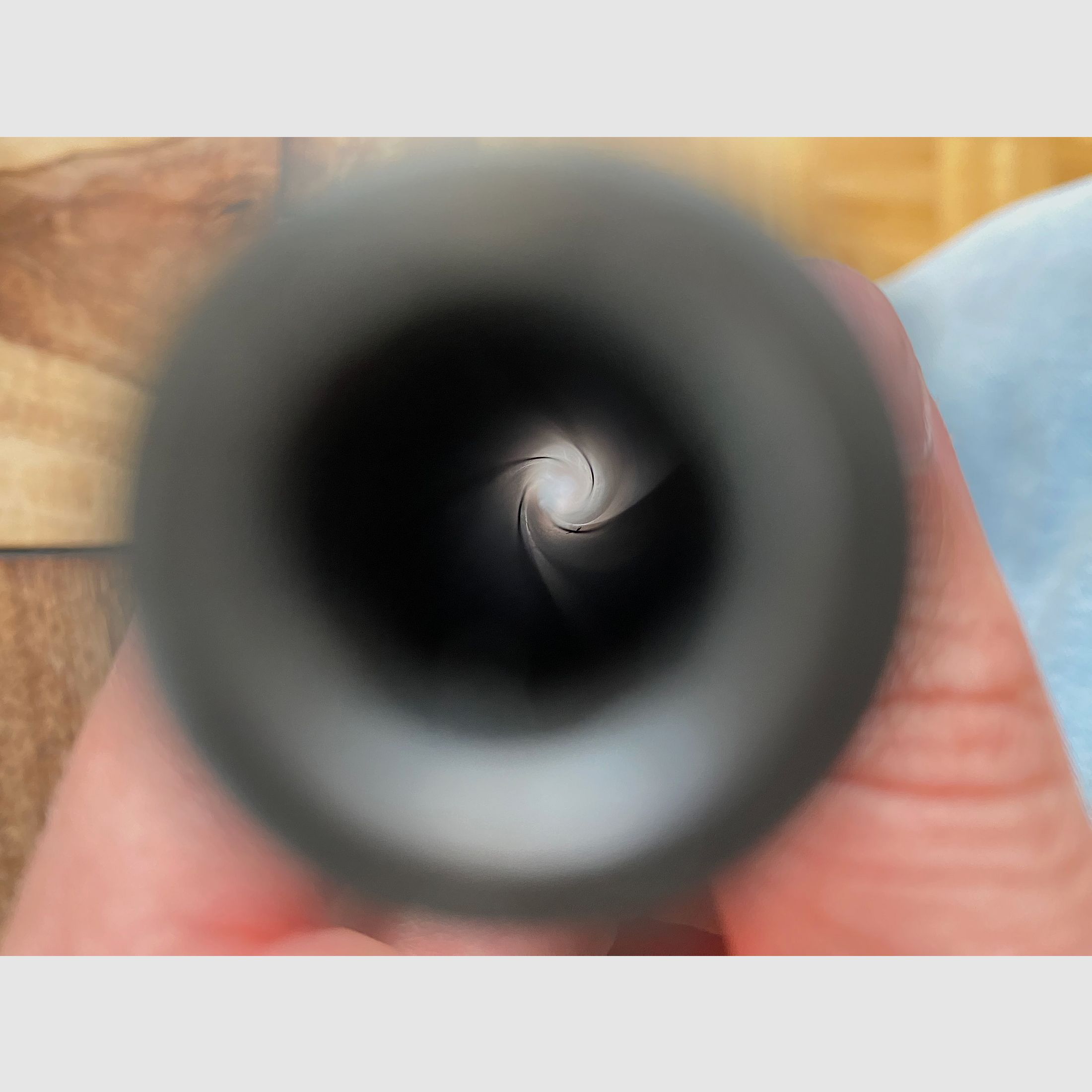 Blaser R8 Holz Standard mit Swarovski Sattelmontage 