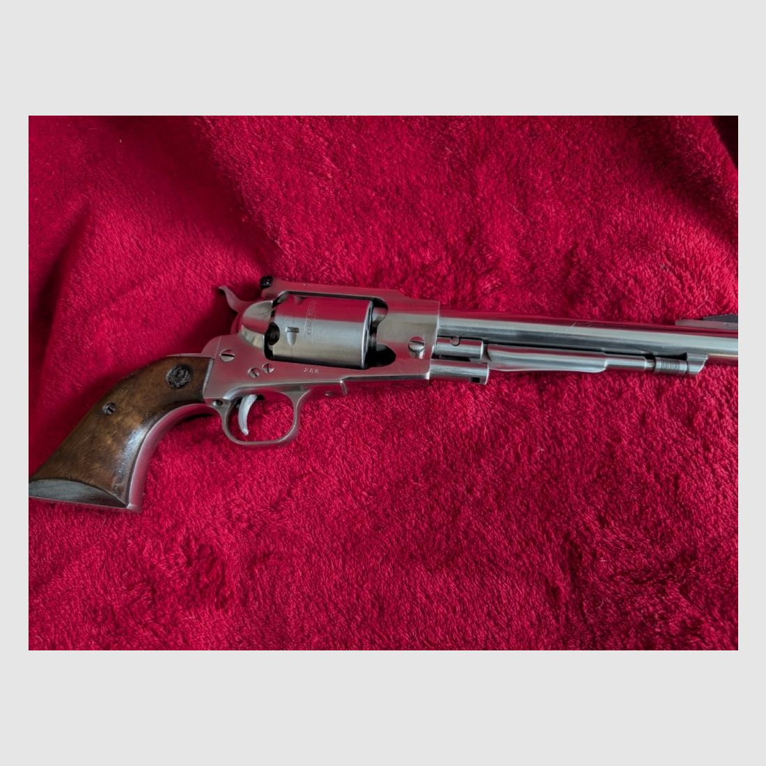 Sturm Ruger Schwarzpulverrevolver Modell Old Army Edelstahl, Kal. .44 BP