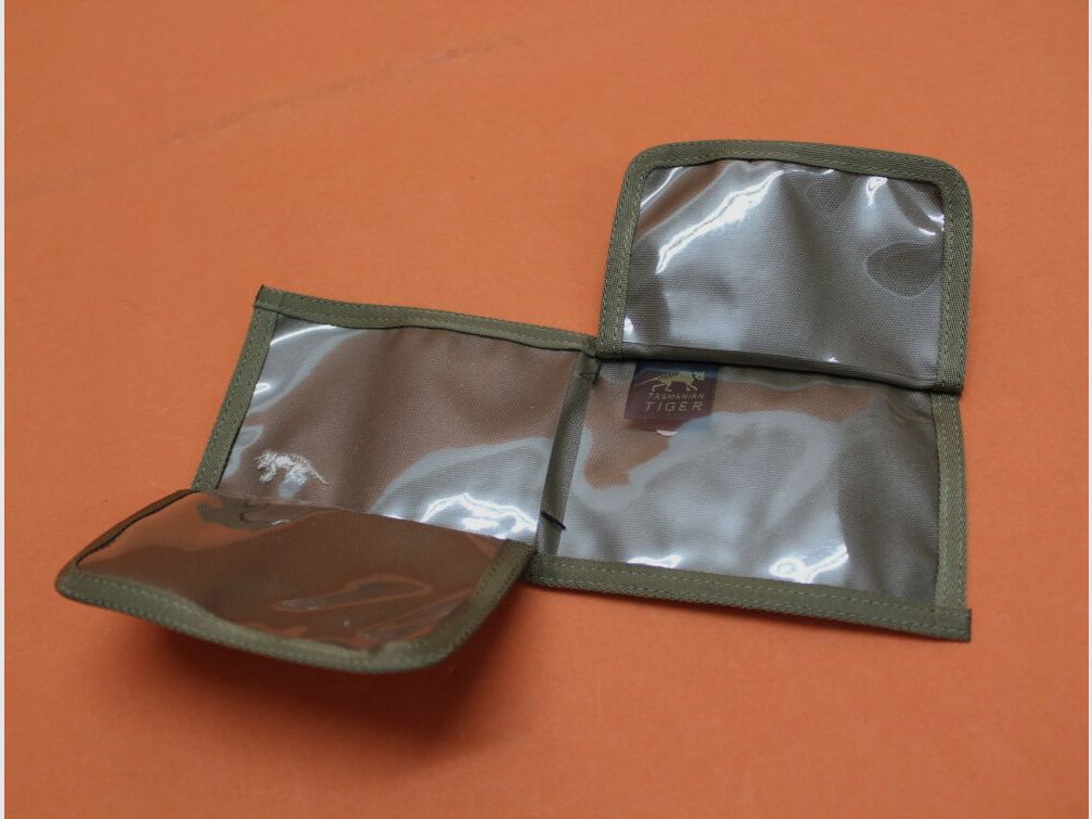 Tasmanian Tiger TT Portafoglio per Passaporto 343 khaki, articolo in liquidazione