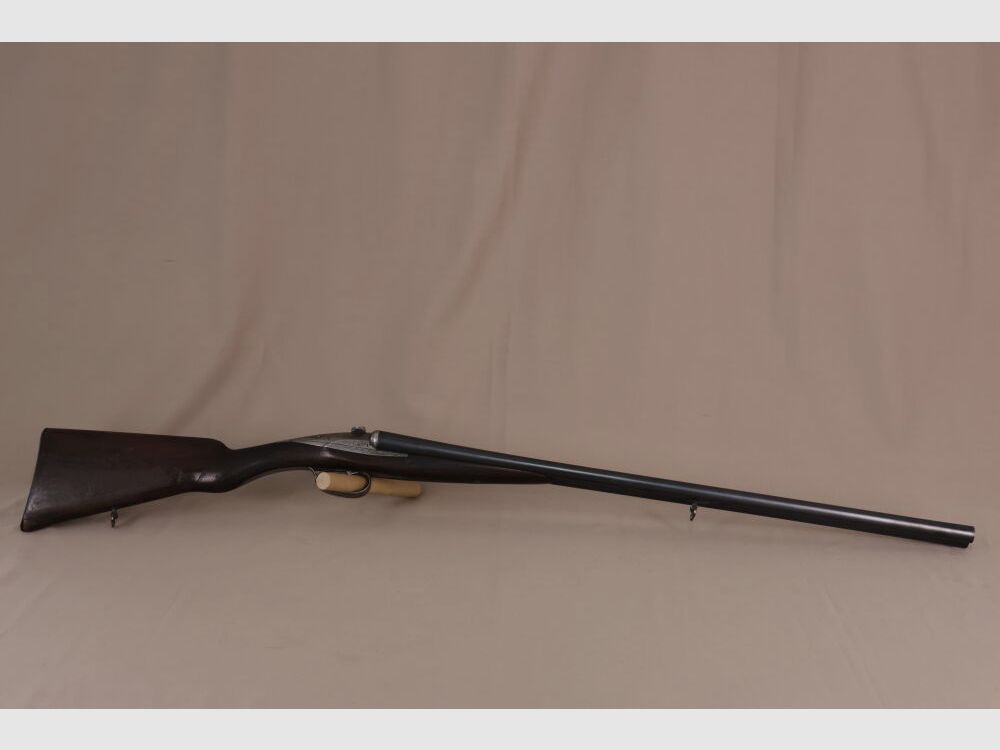 Darné; St. Etienne Side-by-Side Shotgun with Subtle Engraving