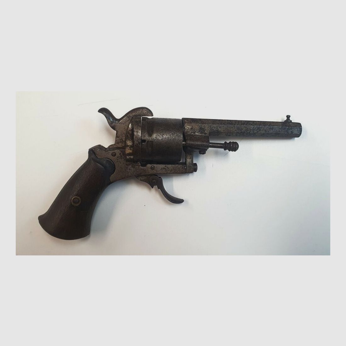 Unekannt Unbekannter Stiftfeuerrevolver ähnlich Lefaucheux - .32 Black Powder Only