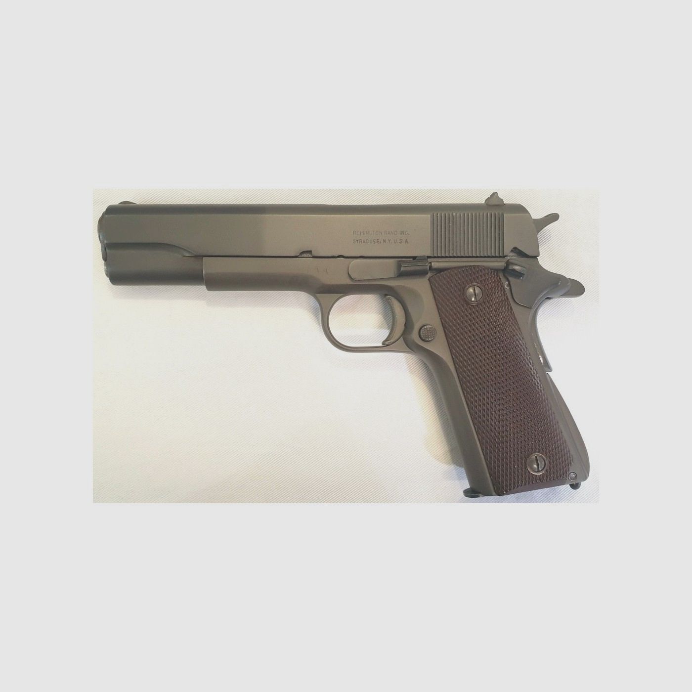COLT 1911-A1, Bild 2 von 2