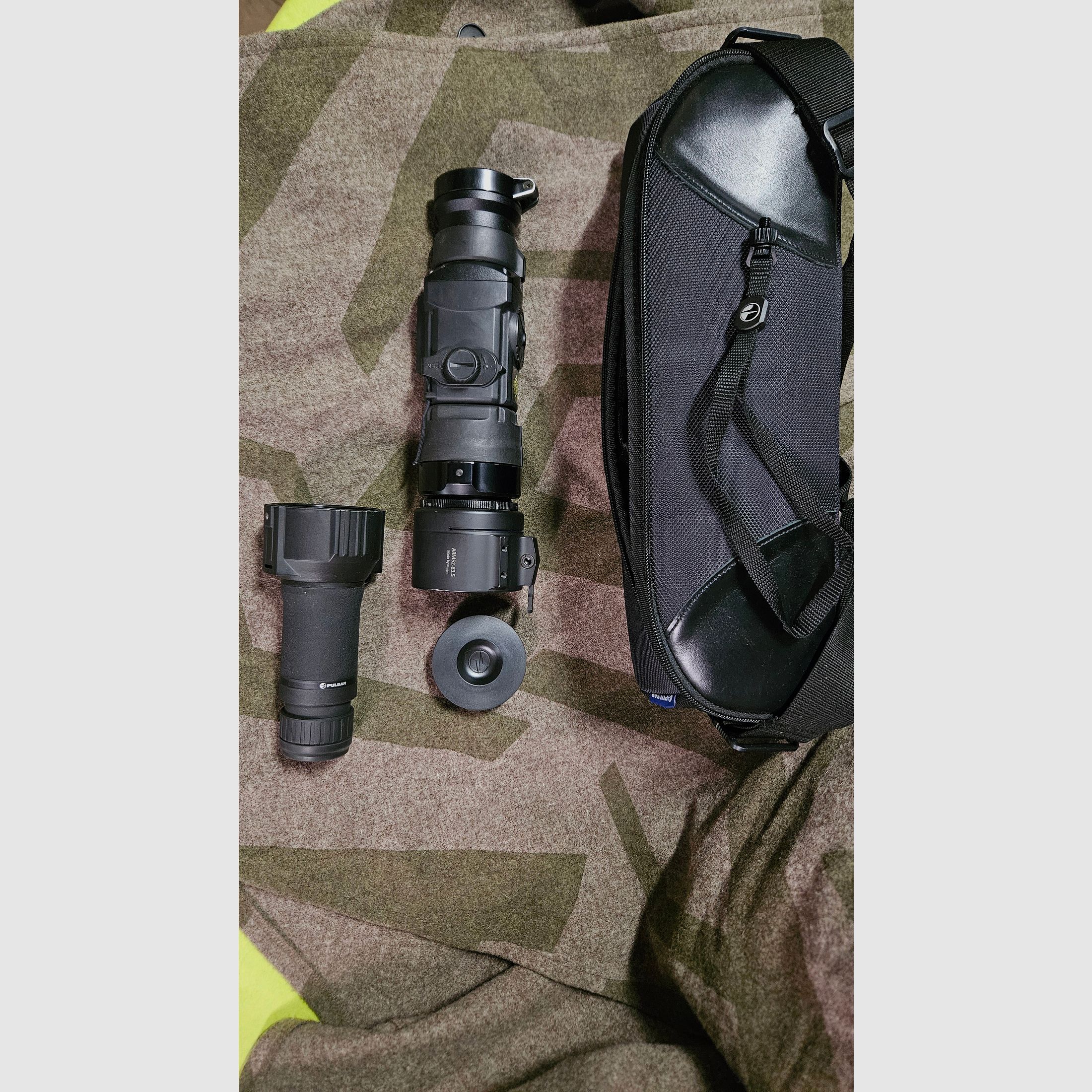 Wärmebildgerät PULSAR Core FXQ 55 BW inkl. Zubehörpaket