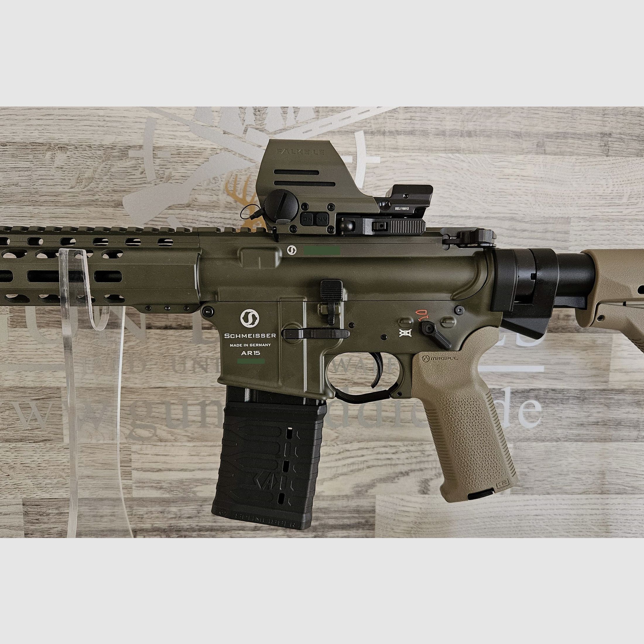 Schmeisser AR15 M5FL Sondermodell MAGPUL 16,75" OD Green .223Rem mit Zieloptik - versandkostenfrei ! - Neuware vom Fachhandel