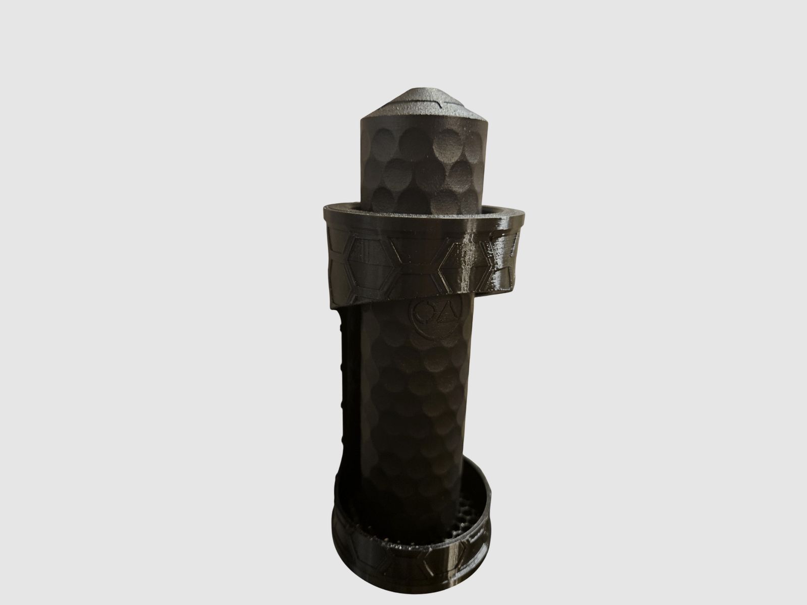 Magnetic silencer holder – order in the gun cabinet