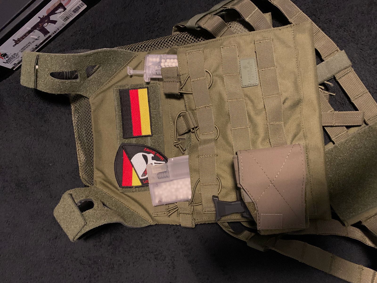 Airsoft Komplettausrüstung: Lancer Tactical Archon M4, WSP Galaxy & Zubehör