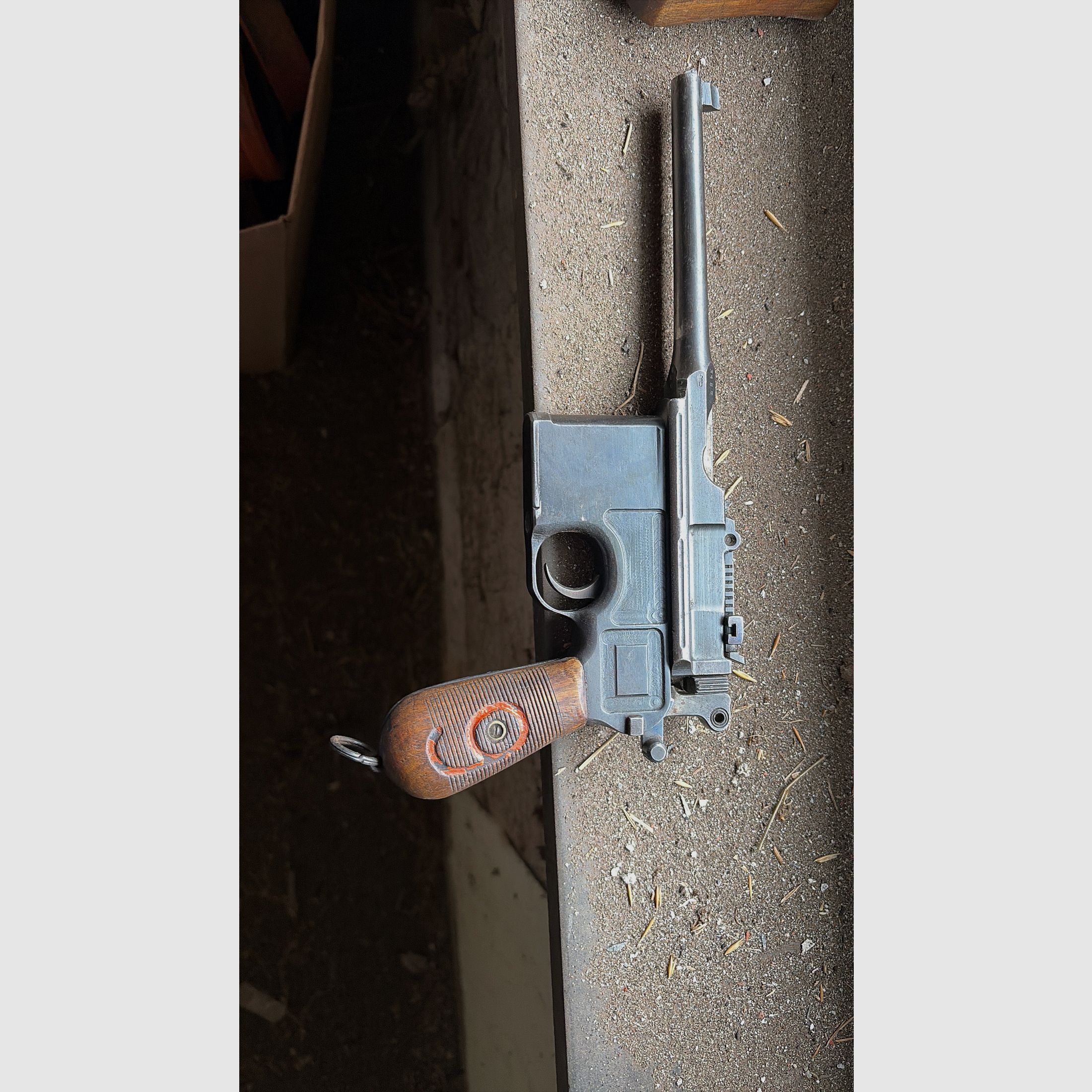 Mauser C96 rouge 9