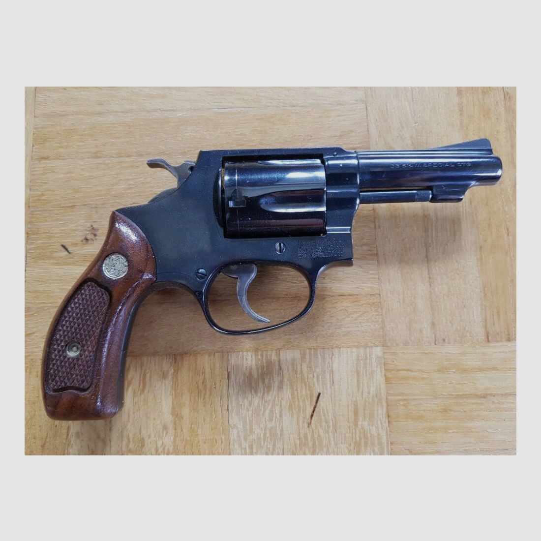 Smith & Wesson 36