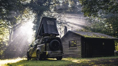 Jagd pur: Mit Defender und Dachzelt flexibel ins Revier