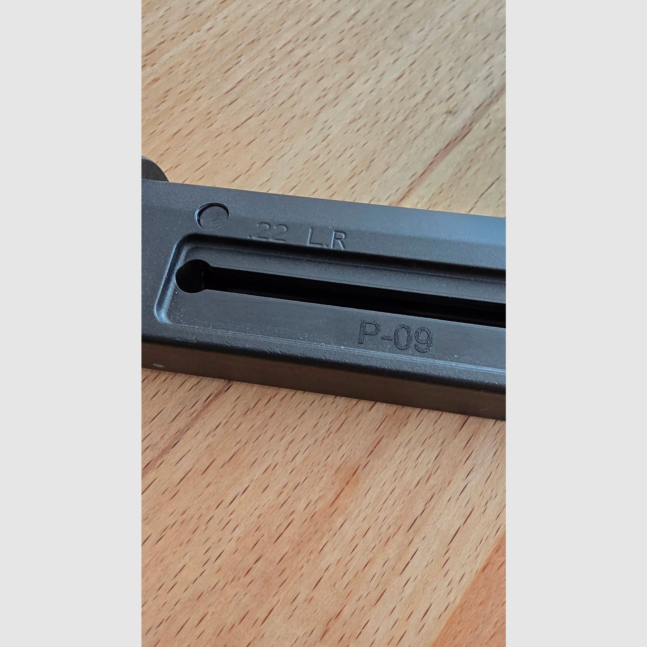 CZ P09 Kadet .22lr. Revista Original