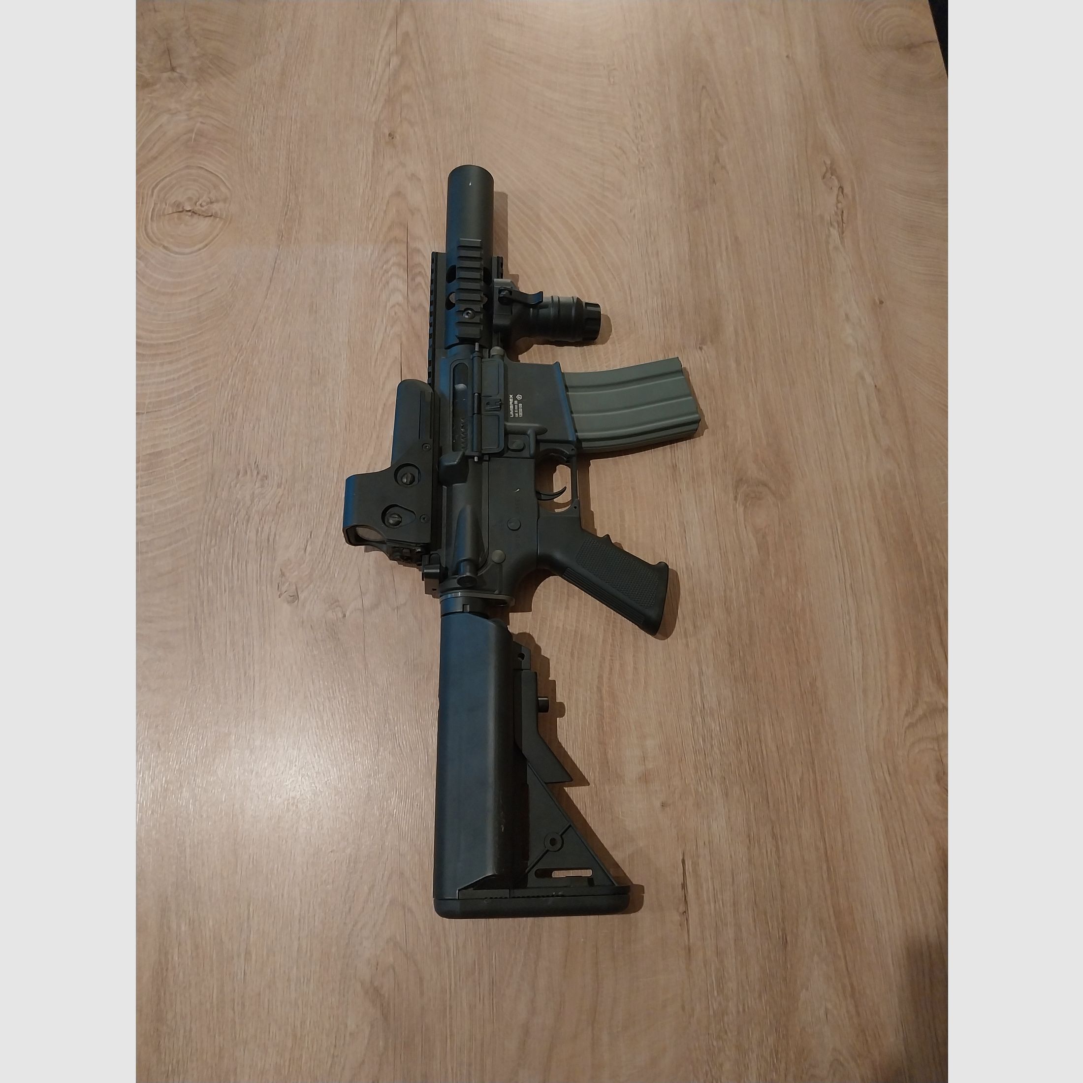 Umarex Elite Force EF18