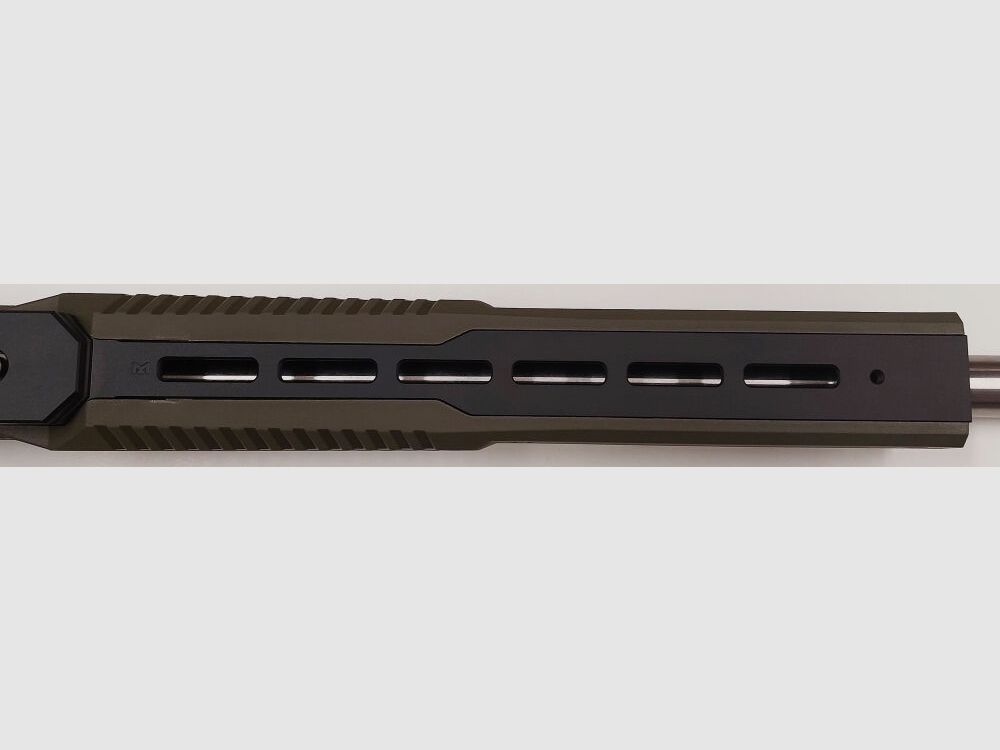 Schwaben Arms GmbH - Novità - SAR 10/22 MATCH fucile semiautomatico, calibro .22L.R., con canna bull e calcio MDT ORYX