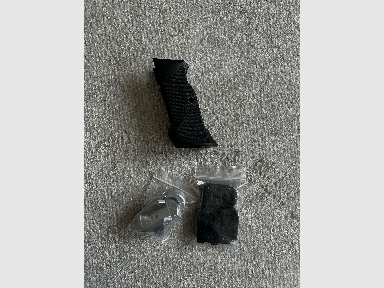 Nill Griff KMR - Cuda en Umbra (W Model)