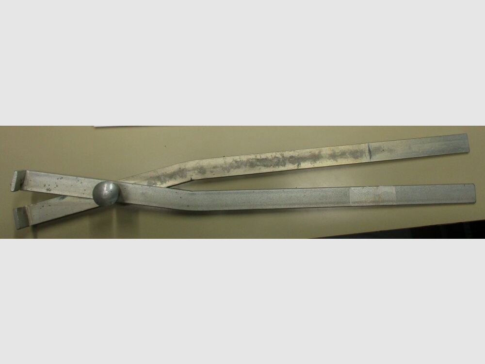 Pinza de sujeción para trampas CONIBEAR