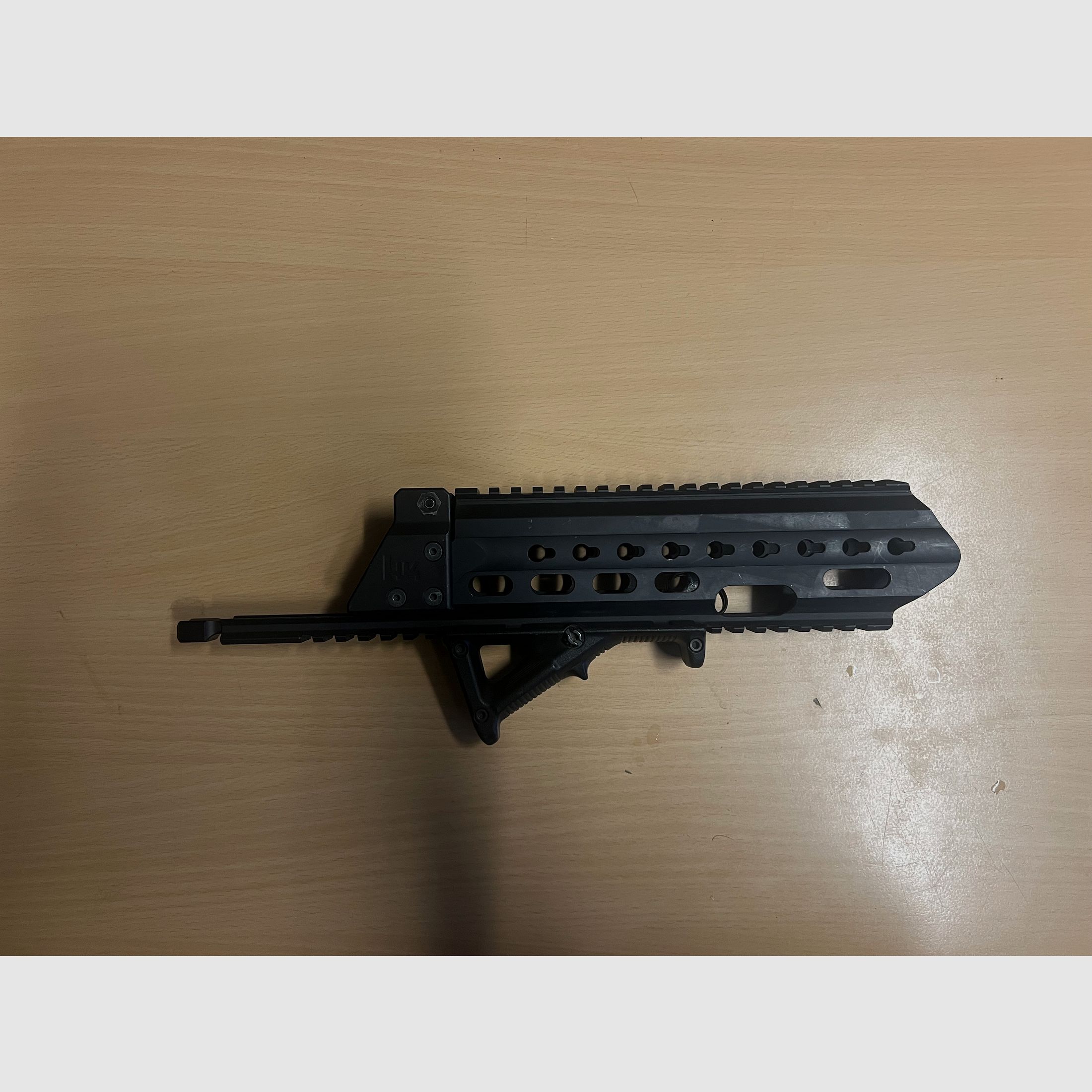 H&K G36 A4 / HK243 S TAR - Original Aluminium Picatinny garde-main + MagPul AFG-2