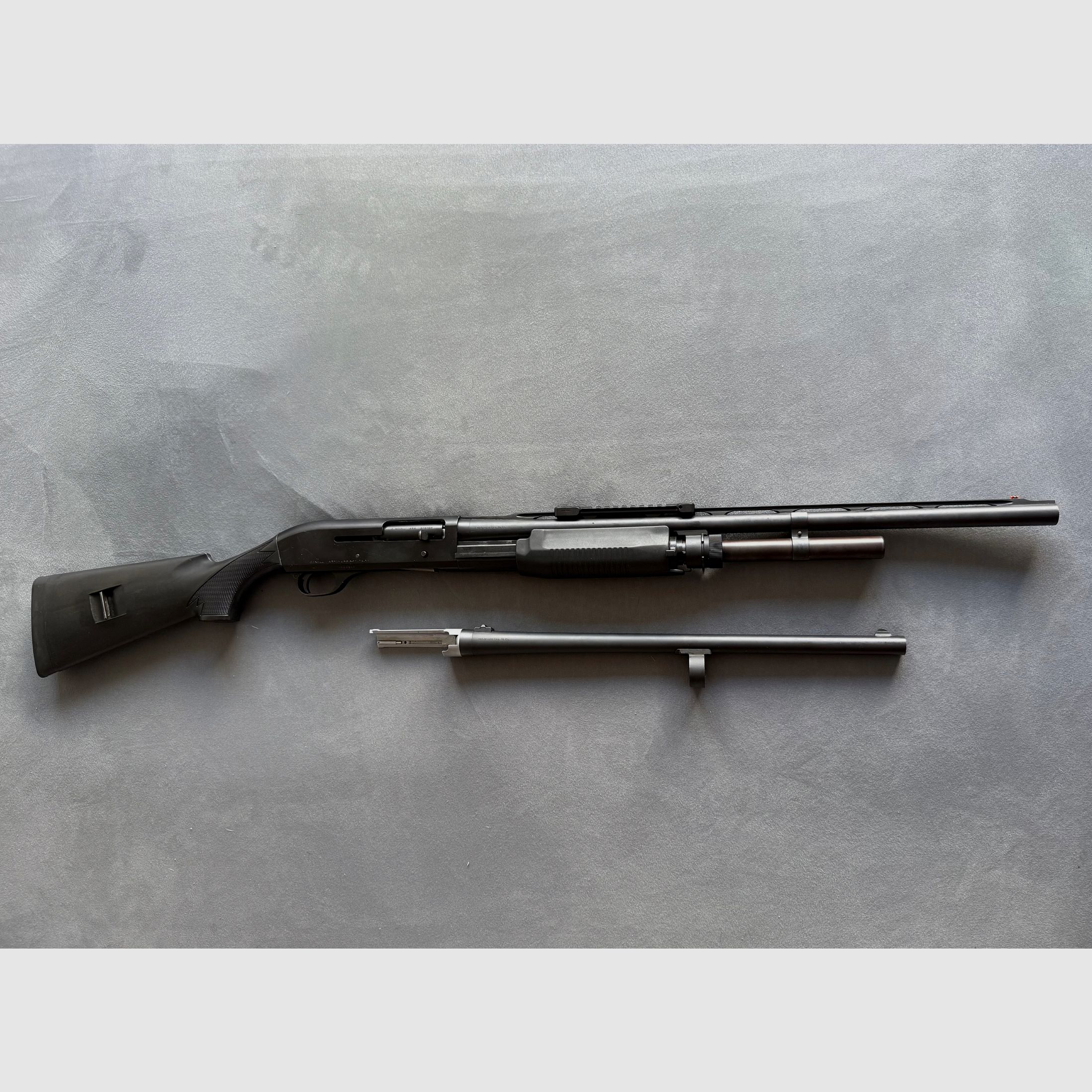 Benelli SLF M3 Super 90 with interchangeable barrel (slug barrel)