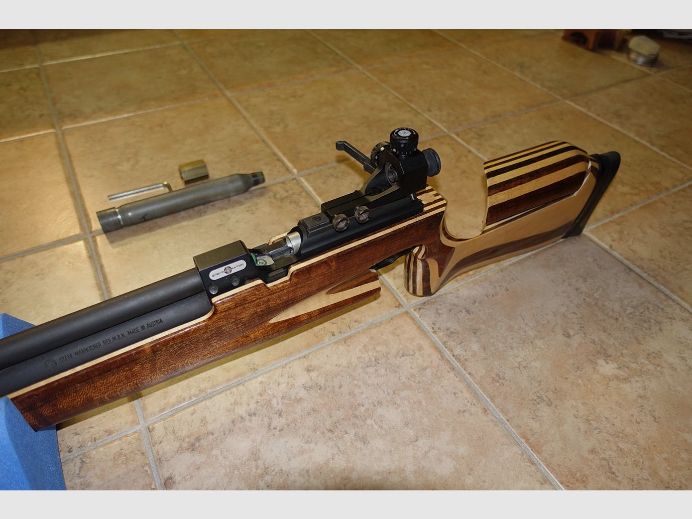 Steyr Matchgeweer LG 91 + 3 patronen + vuladapter