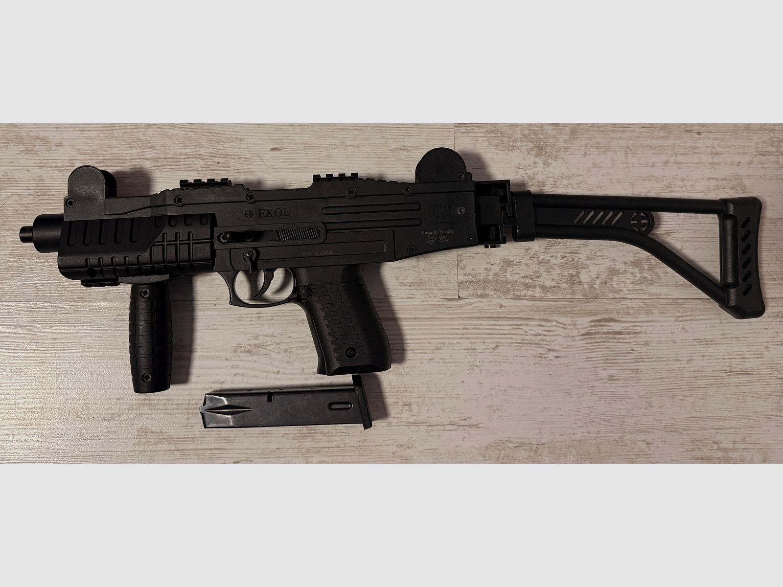 Verkaufsanzeige – Ekol ASI Schreckschusspistole (PTB 1000, deutsche Version)