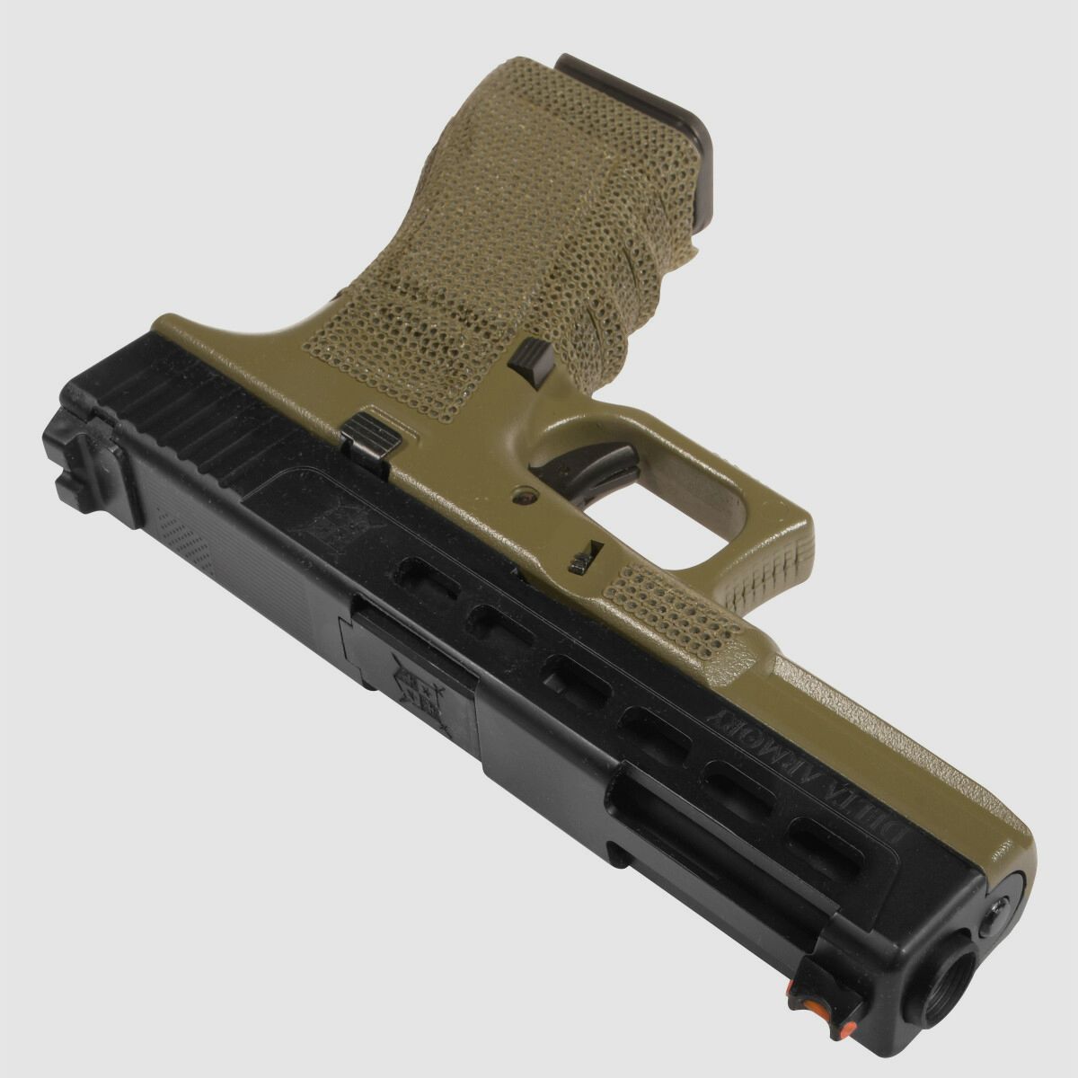 P06 GBB Airsoft Pistole in Oliv | Delta Armory