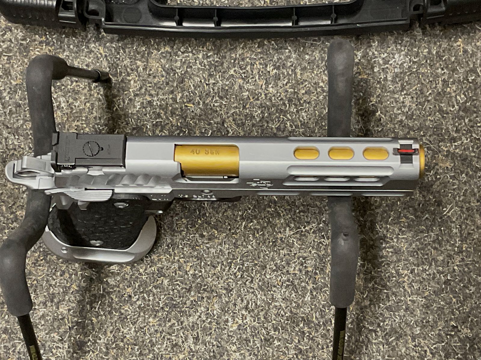 STI 2011 DVC Limited 40S&W