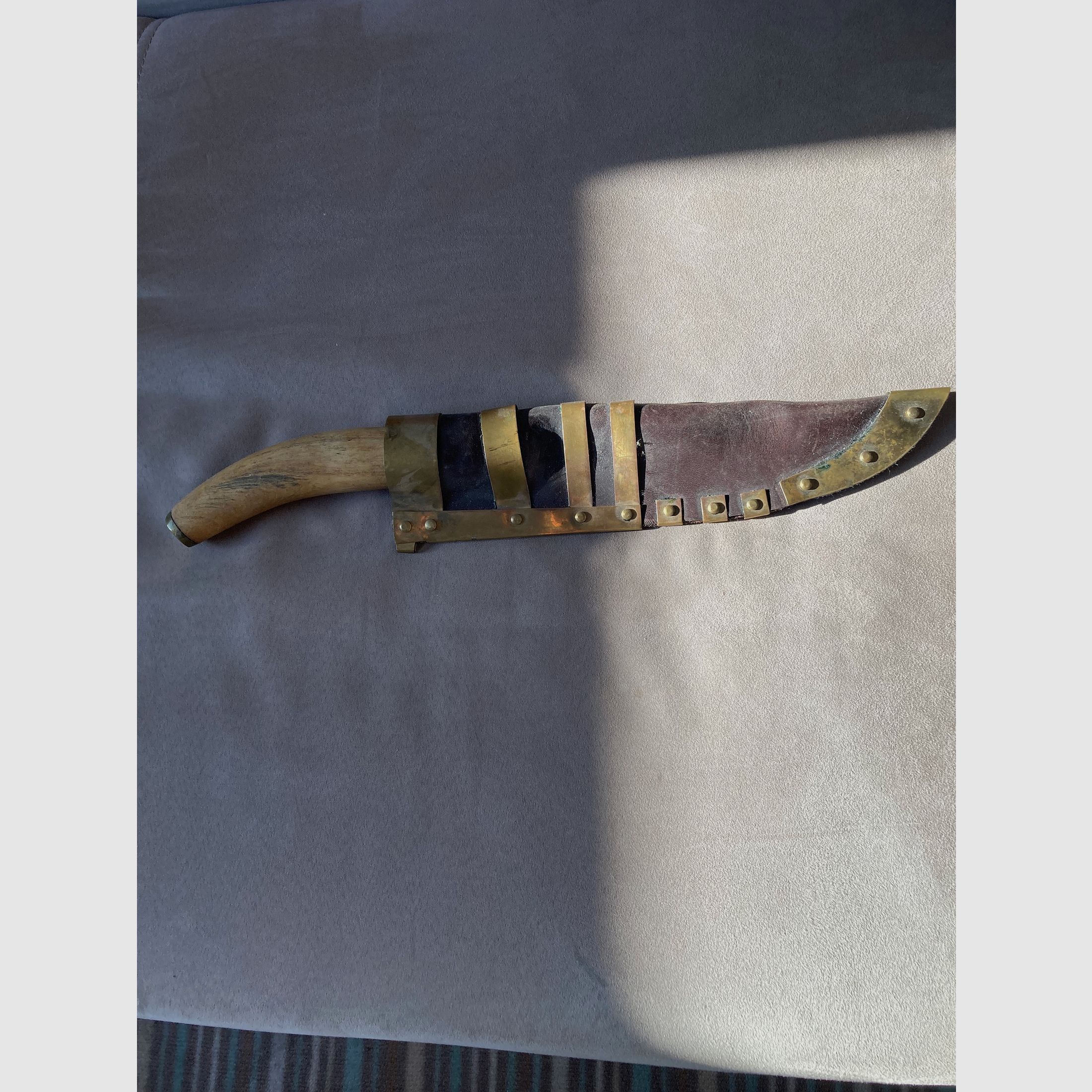 Invoer Axt en Sachs Messer