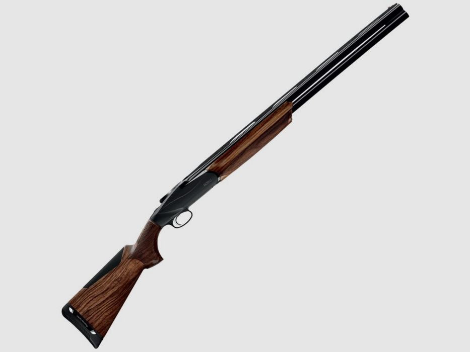 Die Eleganz der Benelli 828U Black findet ihren Ausdruck in den geschwungenen Linien des dunklen Empfängers, der die Sportlichkeit des Gewehrs in perfekter Harmonie von Formen und Materialien betont.