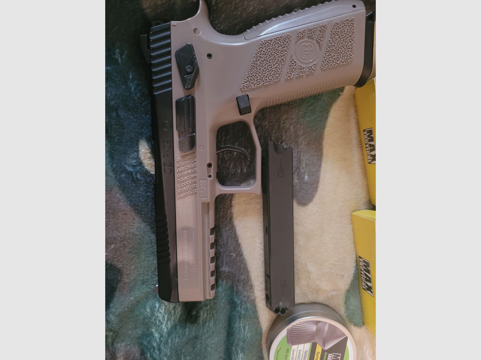 ASG CZ P-09 pistola de aire comprimido set completo (para manitas), imagen 4 de 6