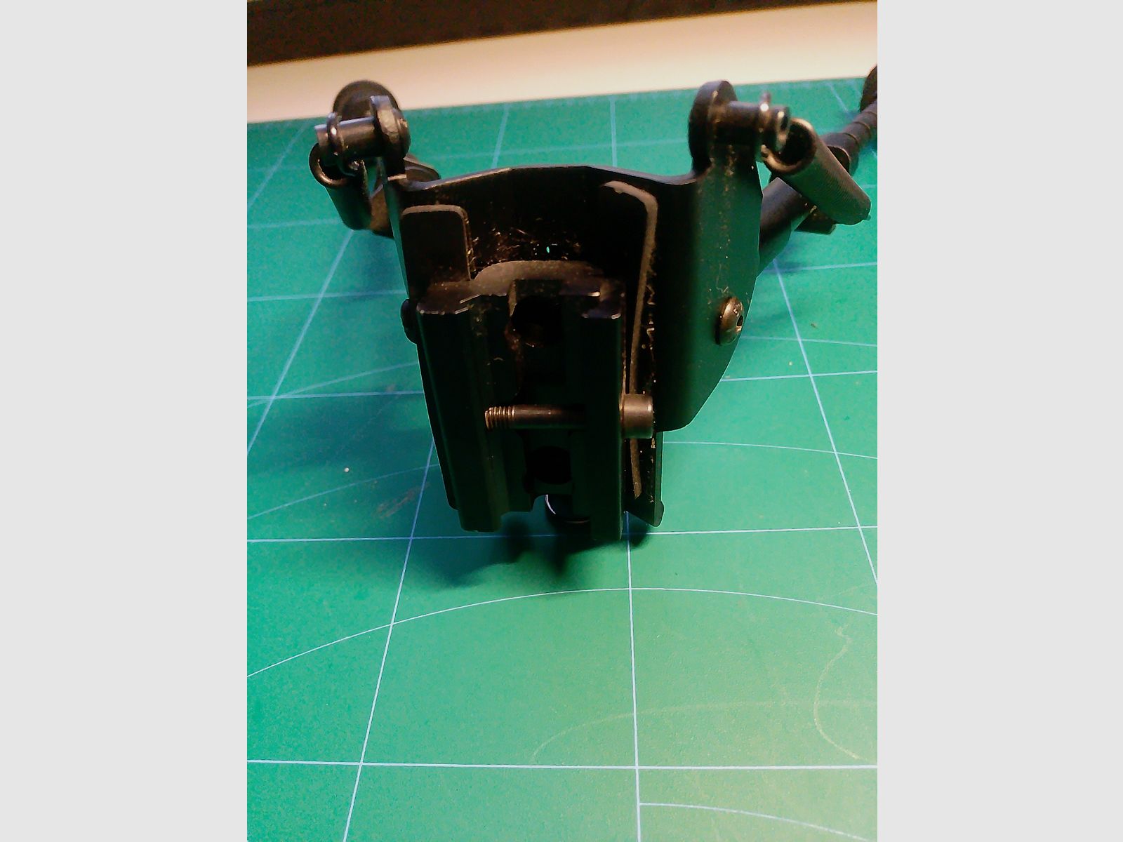 Zweibein 22 mm Metall Airmagnum PCP Gewehr mit Federn höhenverstellbar Gummi an den Füßen