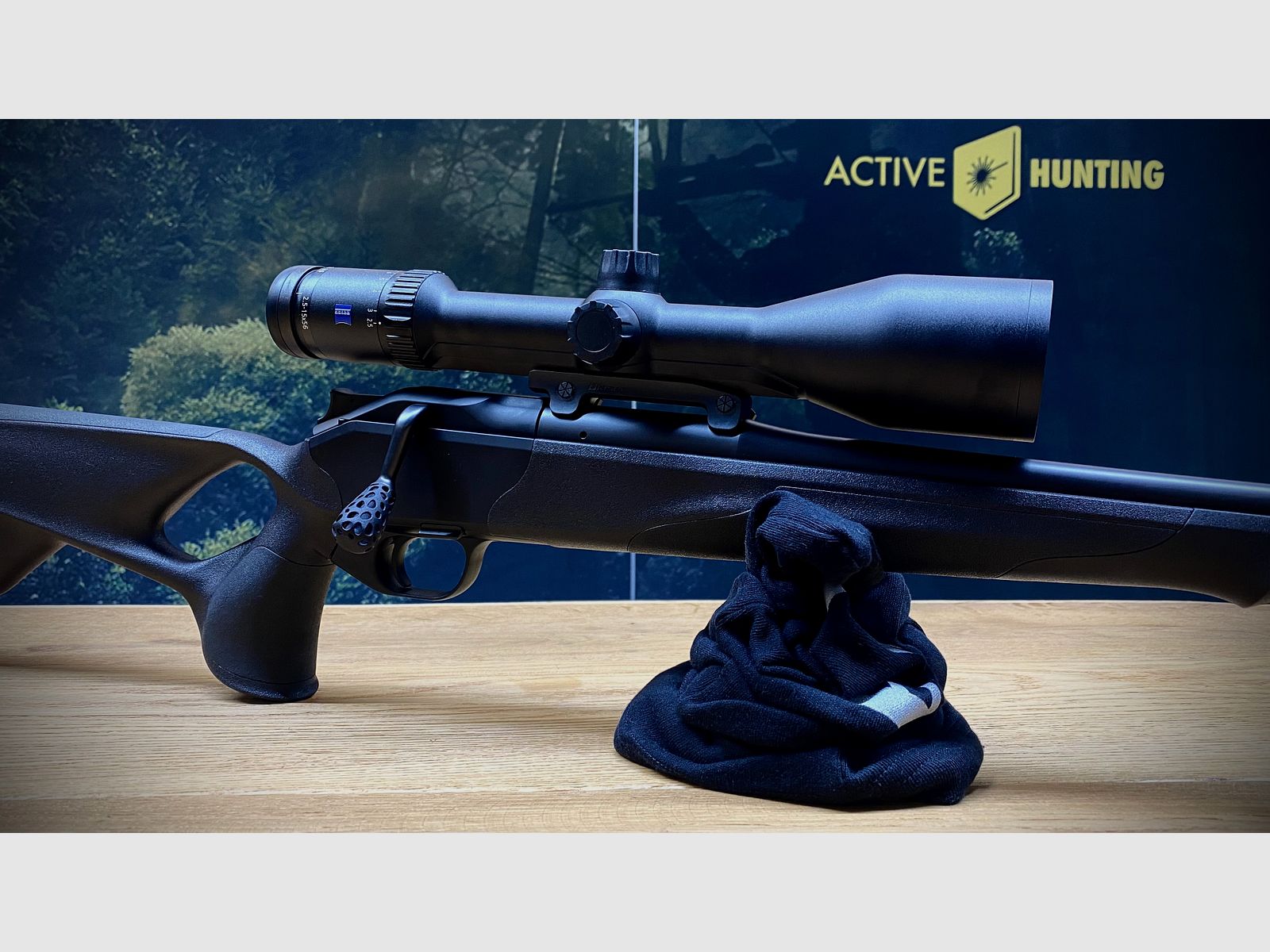 Blaser R8 Ultimate / Inserts en élastomère / ZEISS V6 2,5-15x56 / Roedale 50XK+ / M15x1 Calibre et longueur de canon au choix
