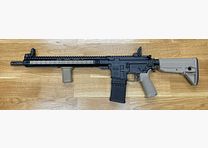 sportlich nutzbar! Windham Weaponry WW-15 halbautom. Büchse .223Rem 16" Lauf mit Mid-Length Gas System - super Basis für Tuning Projekt - System AR15 Typ AR-15 mit Midwest Combat Handschutz + BCMGUNFIGHTER Teile + Magpul Parts