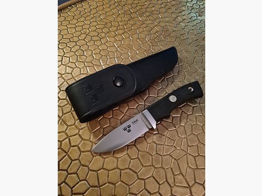 Fällkniven Modell TK6 Tre Kronor Hunter