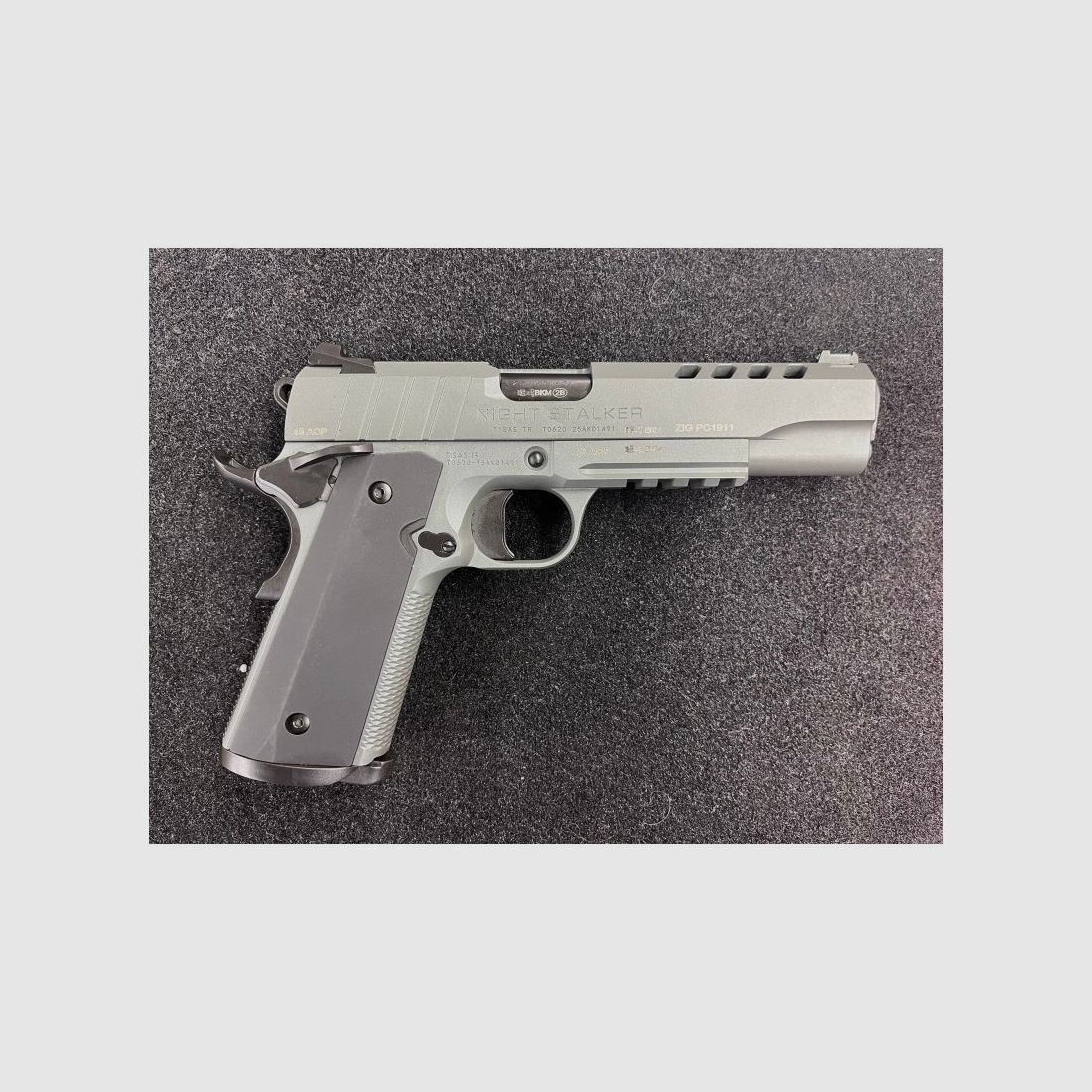 TISAS ZIG PC 1991 Night Stalker .45 ACP, image 2 sur 3