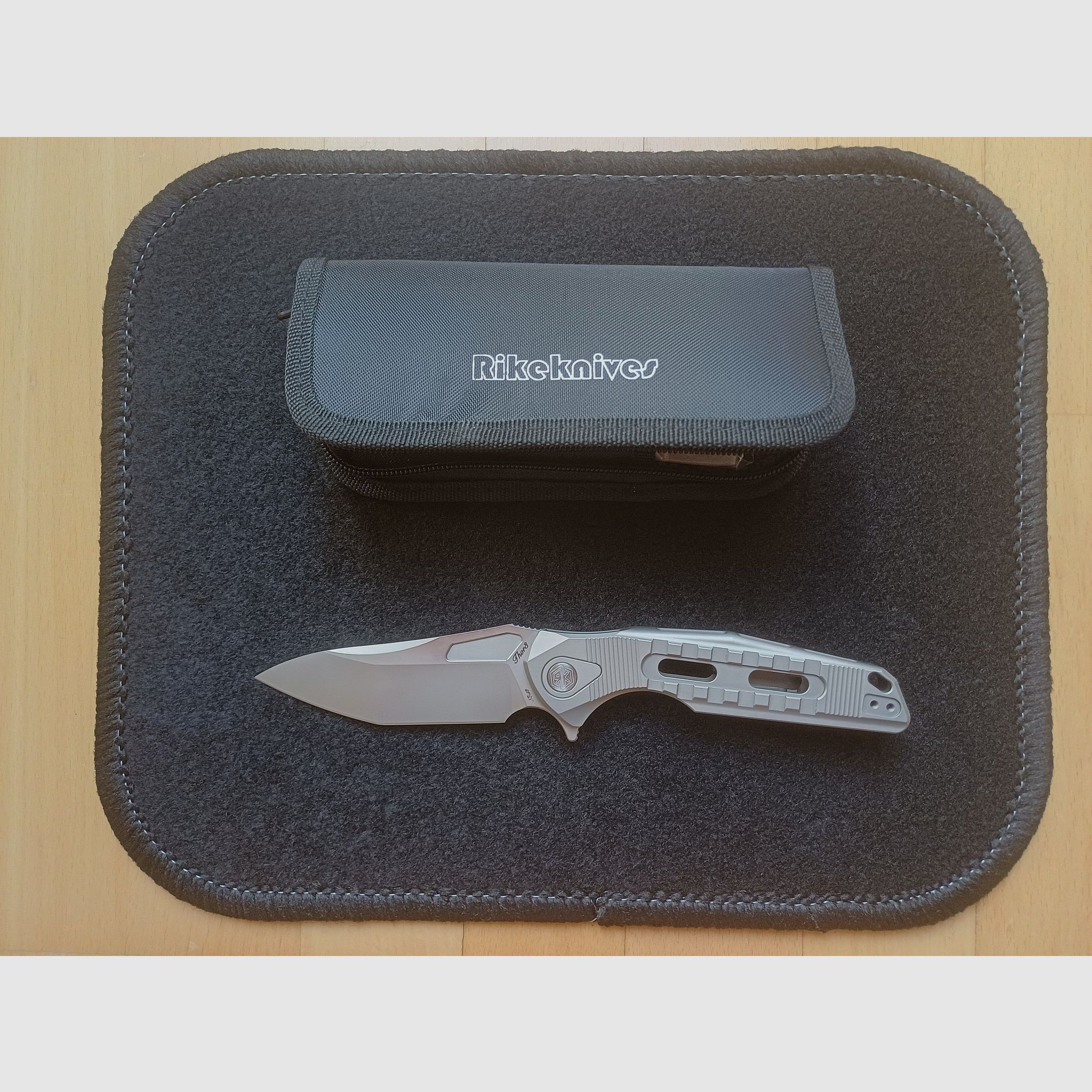 Rike Knife Thor 3 Framelock Titan M390 Blade Full Integral