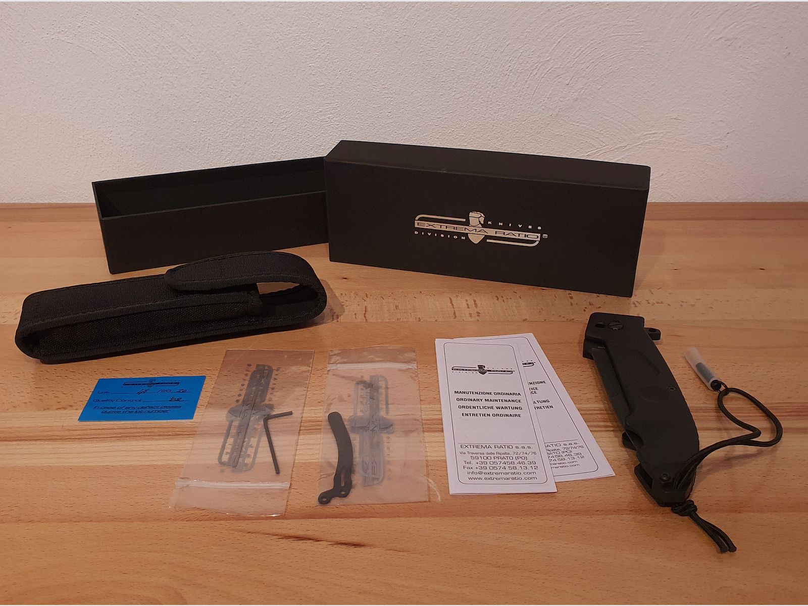 Nóż kieszonkowy Extrema Ratio HF2 D Black / Nóż