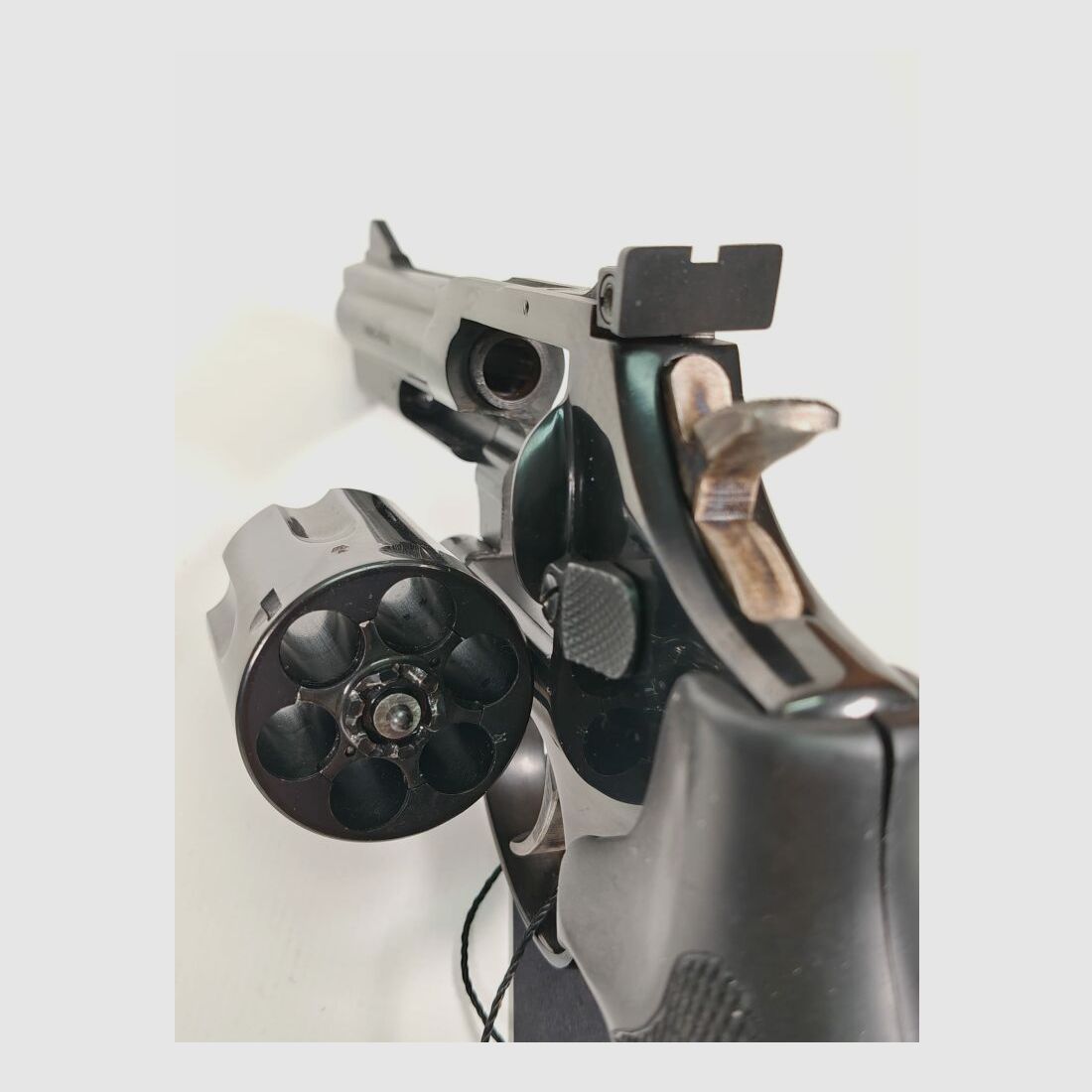 Taurus 669