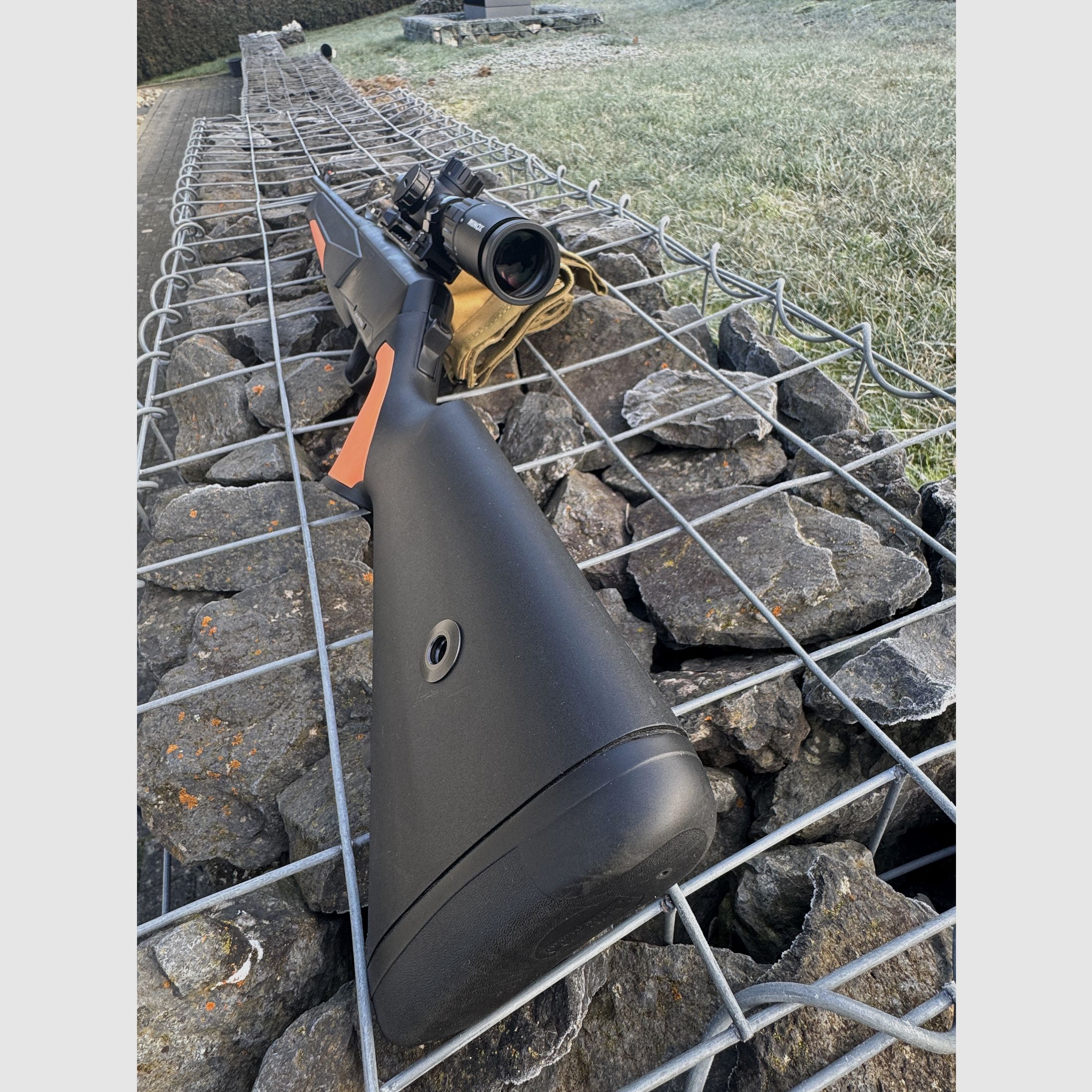 Browning BAR MK3 Tracker 9.3*62 met Minox ZX5i 1-5x24 – gebruikt, als nieuw