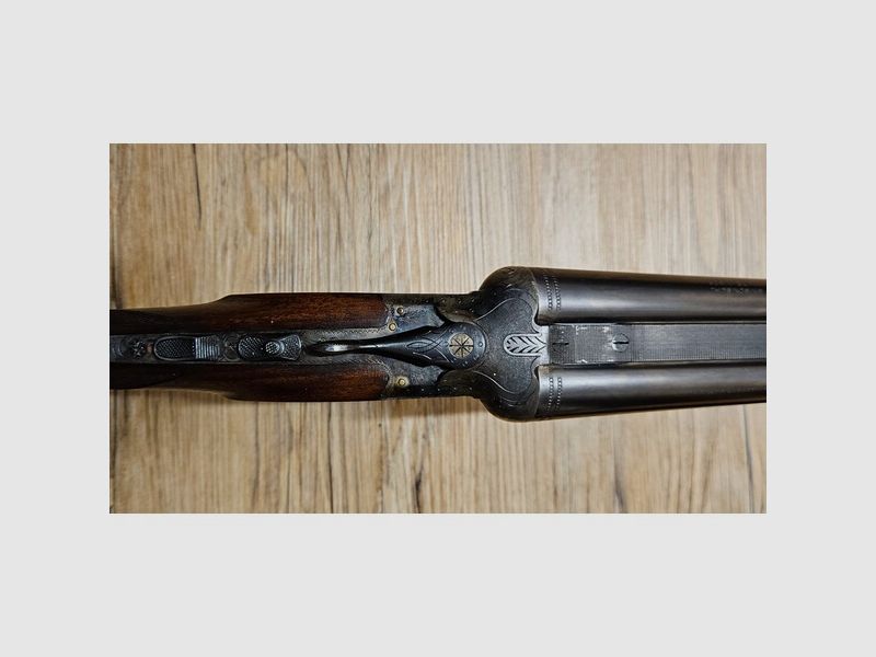 Suhler Drilling Kaliber 12/70 und .30-06 Springfield – Klassiker mit EAW-Schwenkmontage