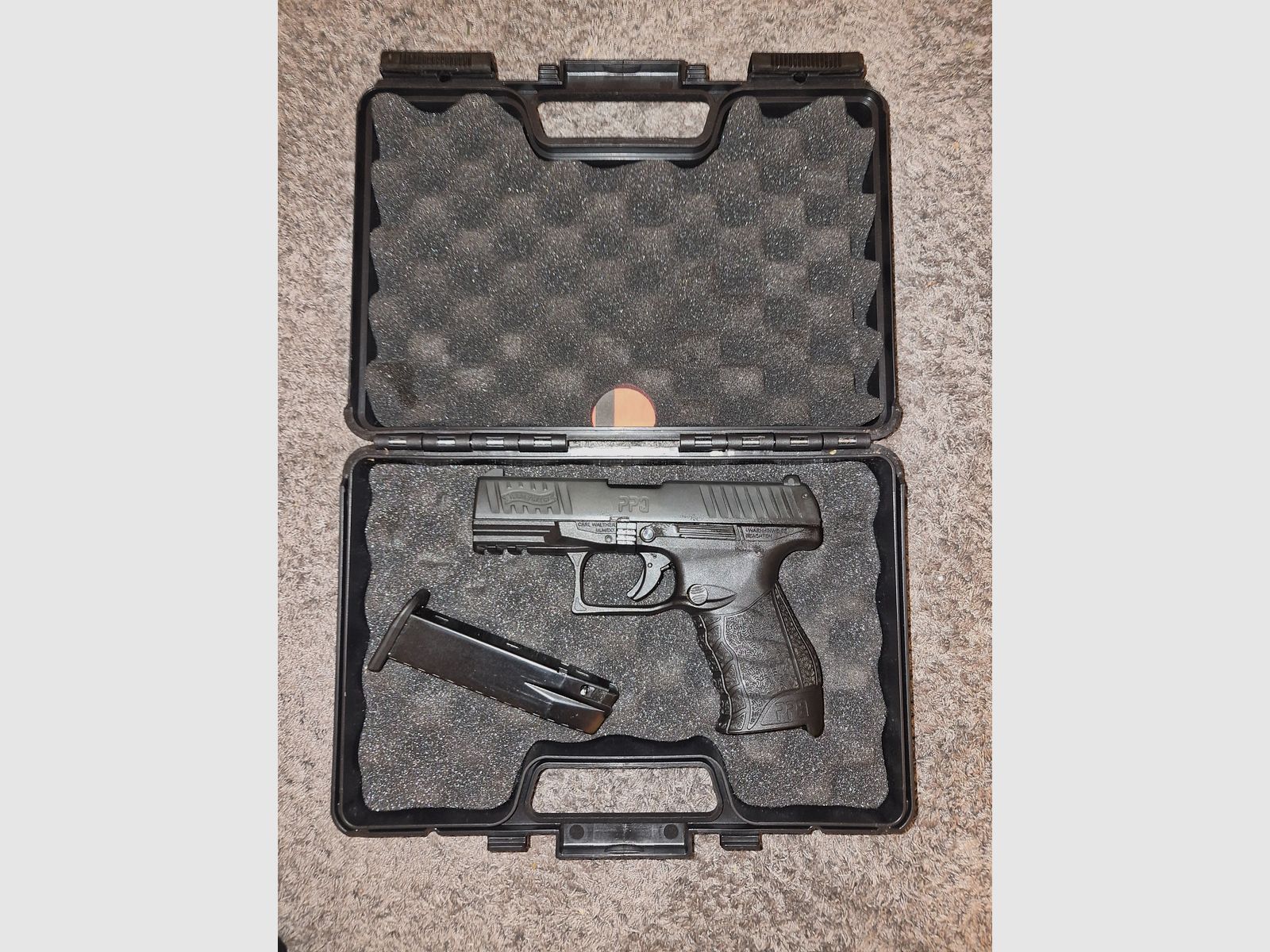 Walther PPQ 9mm P.A.K, Bild 1 von 2