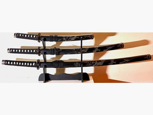 Samurai Schwerter Set Marui – 3-teiliges Katana Daisho Set mit Drachengravur & Ständer