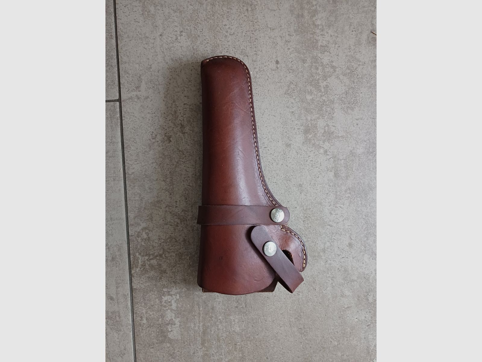 Revolver holster Hunter leather for 6 inches