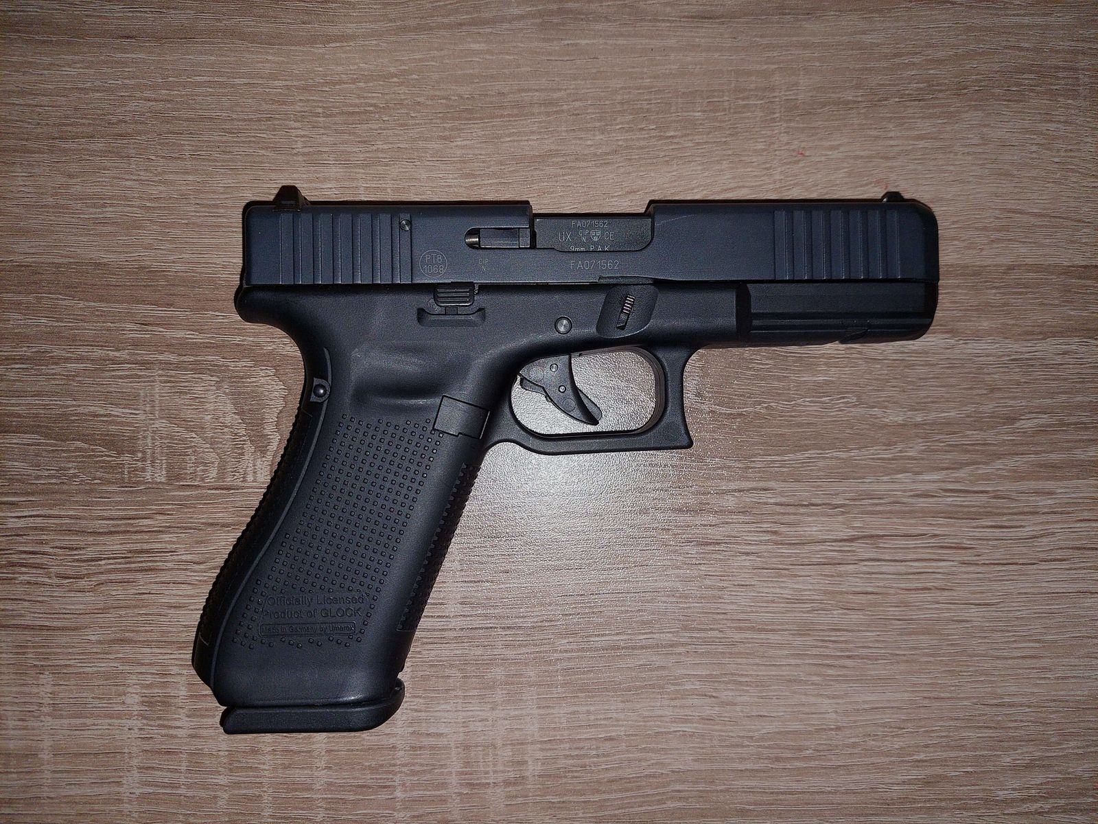 Glock 17 Gen 5 (SV) | 9mm P.A.K.