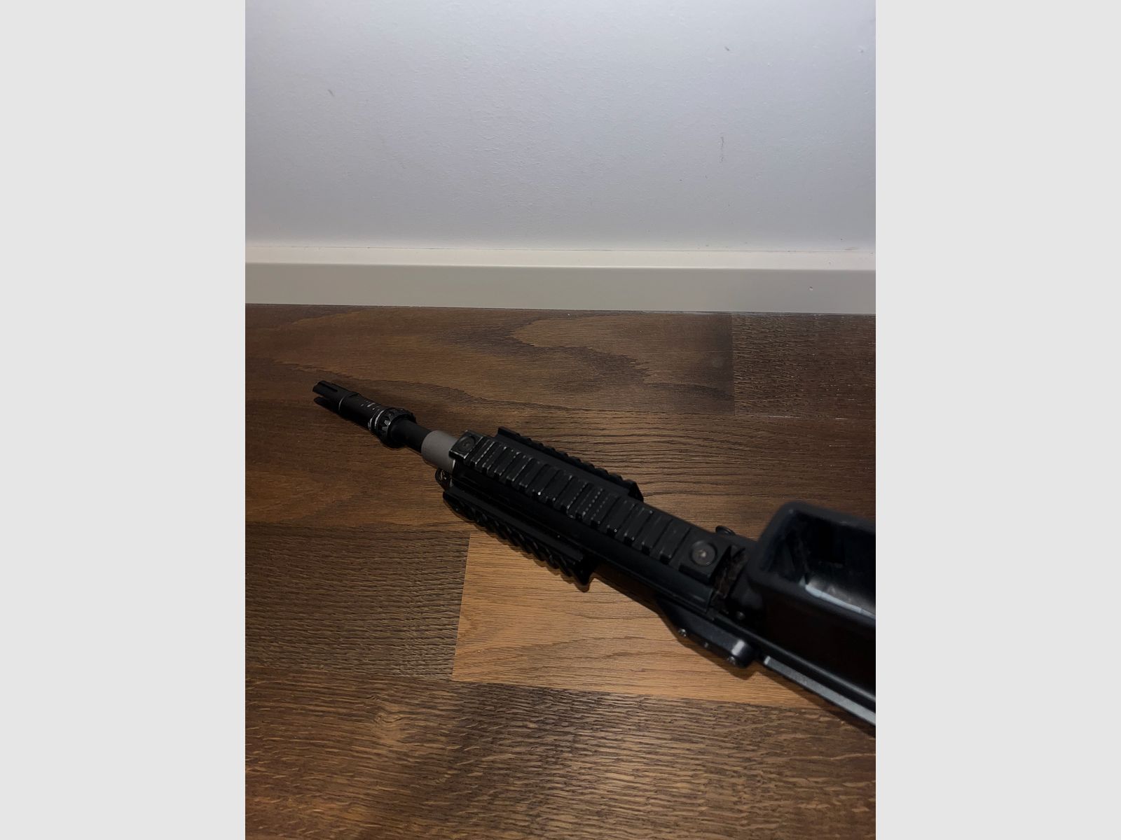 Tokyo Marui Scar-H mit Granatwerfer und passendem Zubehör