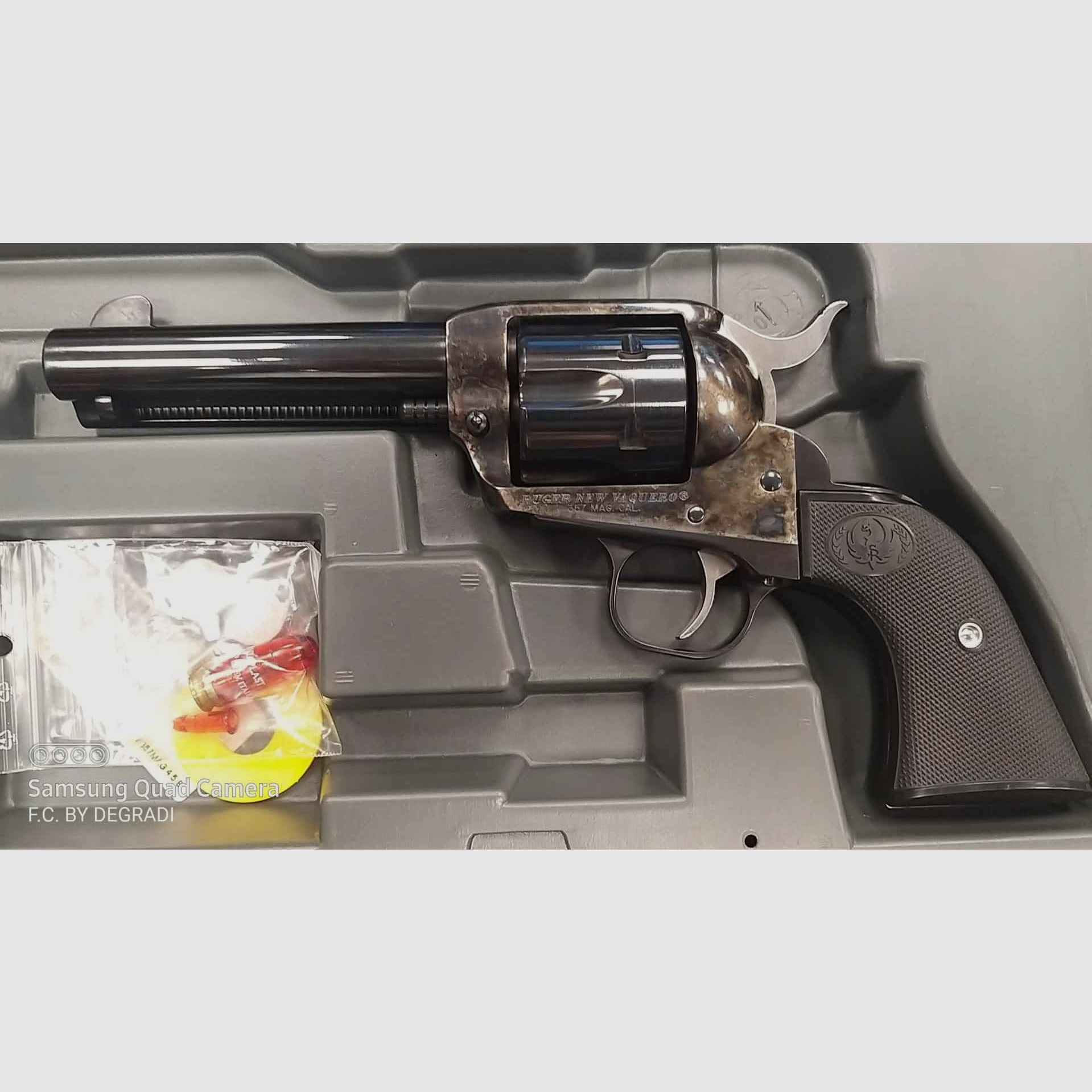 RUGER NEW VAQUERO 357 MAGNUM, immagine 3 di 4