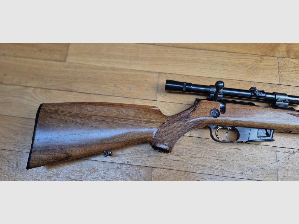 Wunderschöne Jagd- und Sportbüchse Walther KKJ – Kal. 22 Hornet – Stetcher-Abzug – Magazin 5 Schuss – Zielfernrohr Zielkar 4 mit Absehen Nr. 1 – Hohe Präzision – Waffe von 1959 – Sehr guter Zustand – TBE +, Bild 3 von 42
