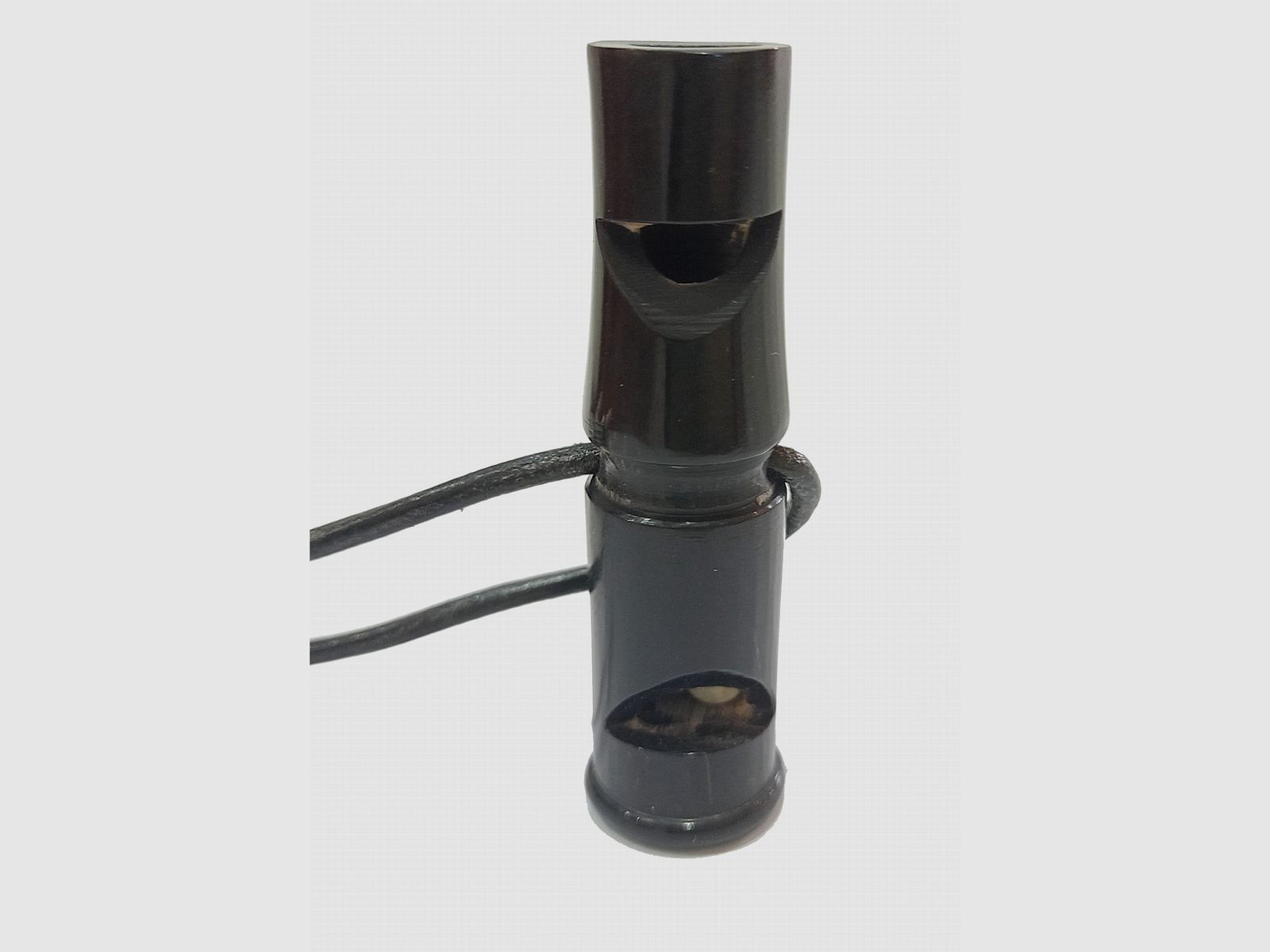 Silbato de dos tonos de cuerno de búfalo, imagen 1 de 2