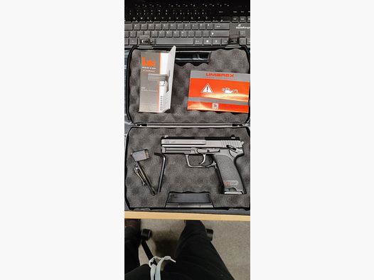 H&K USP 4,5mm BB CO2 12g mit Koffer