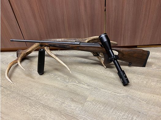 Sauer 101 GTI, mit Minox Allrounder 3-15x56, mit Schiene