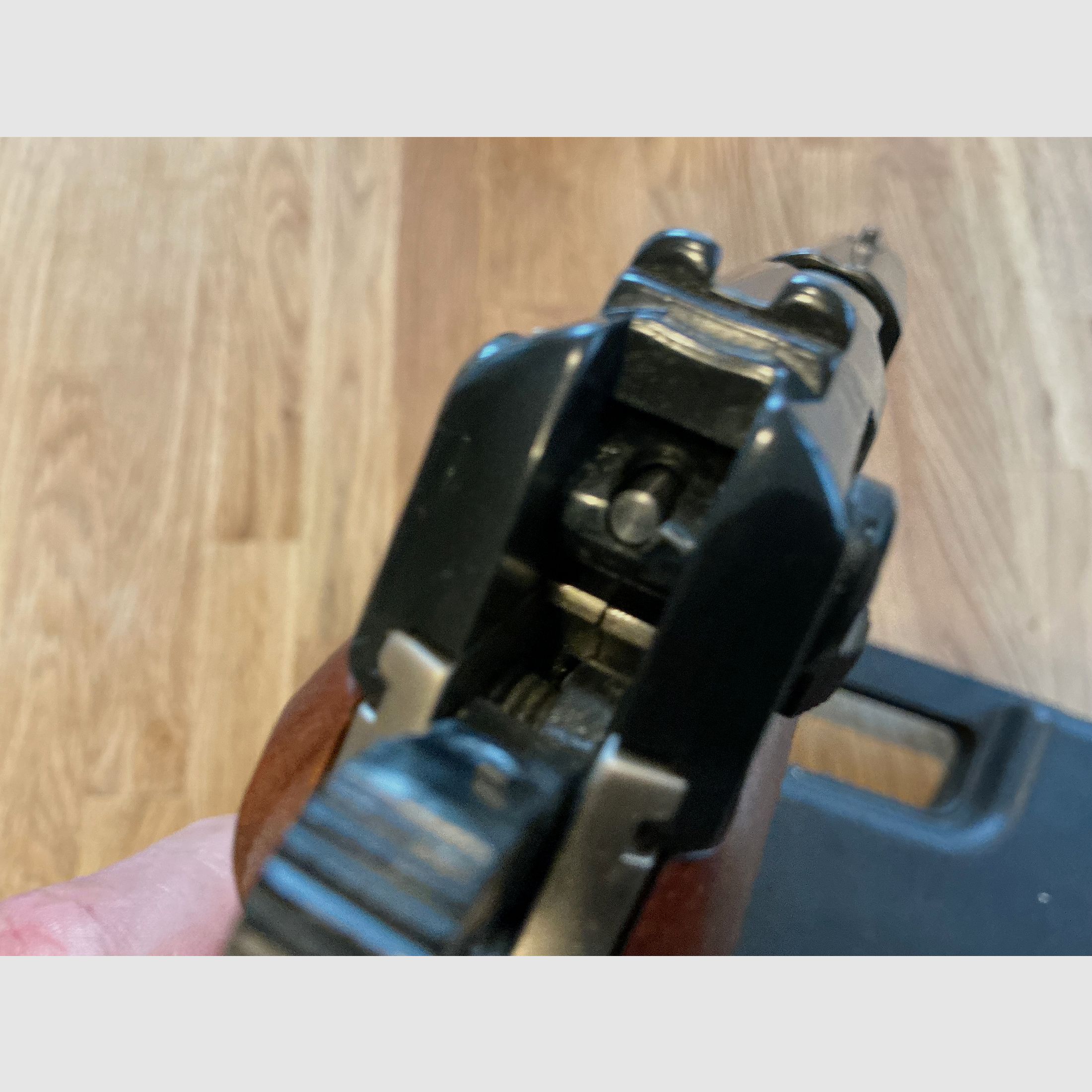 Walther P88-9 Compact 9mm PAK, defekt als Ersatzteil