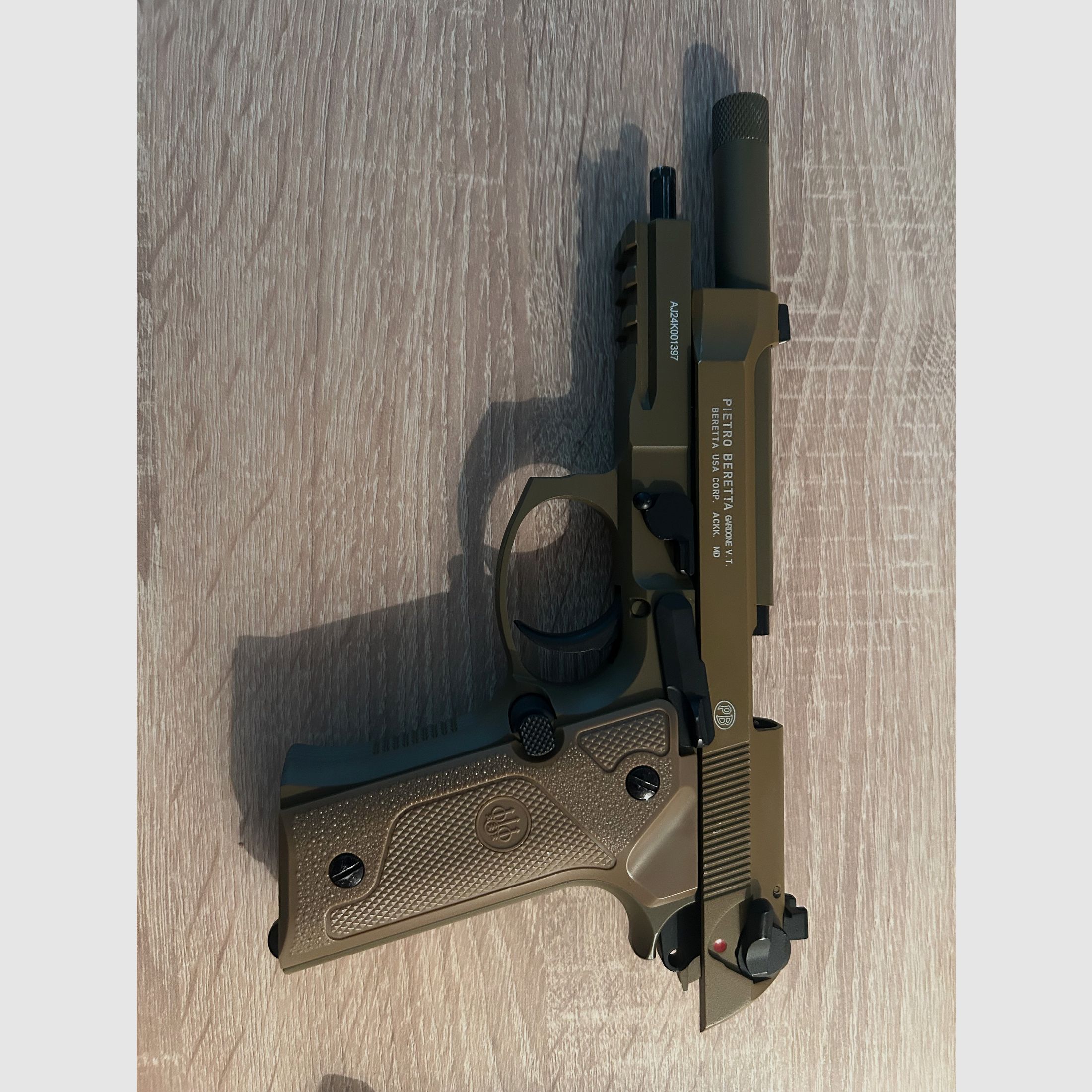 Beretta M9 A3 CO2 pistola de aire comprimido de metal completo Cal. 4,5 mm BB FDE